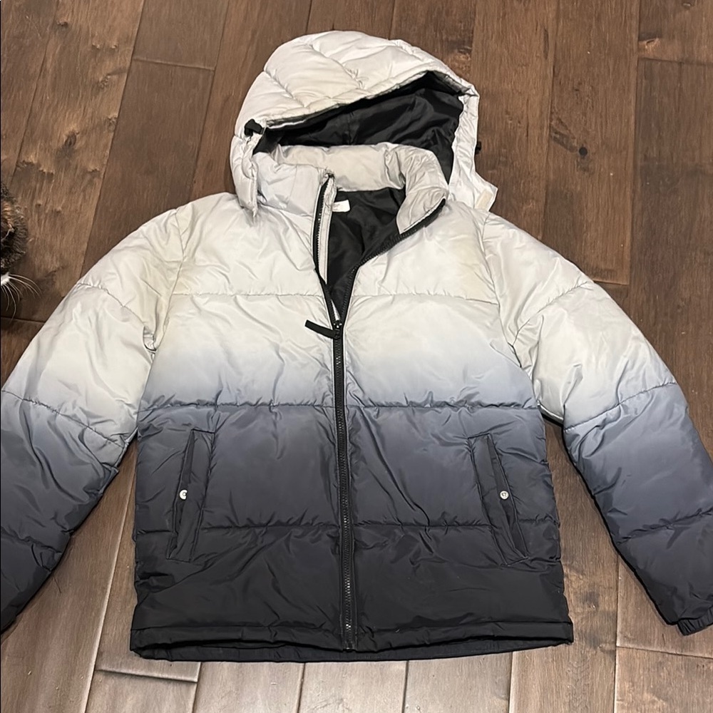 H&M Boys Hooded Ombré Puffer Jacket – Size 13-14Y (Extra Small/Small)